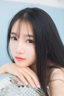 画壁 云梅
